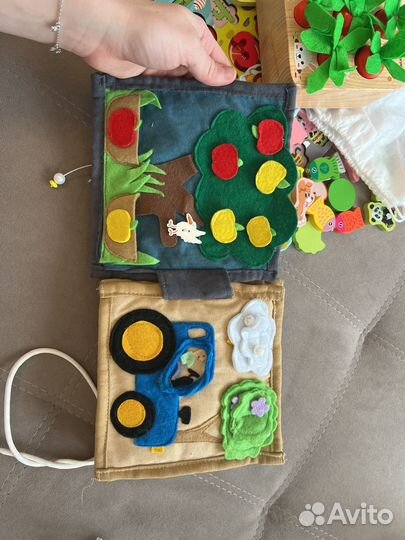 Книга пазвивающая из фетра
