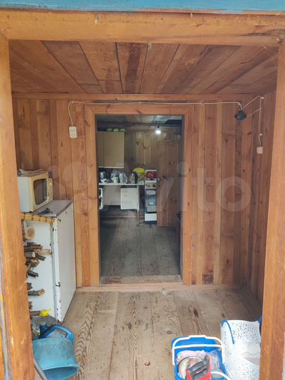 Дом 25 м² на участке 5 сот.