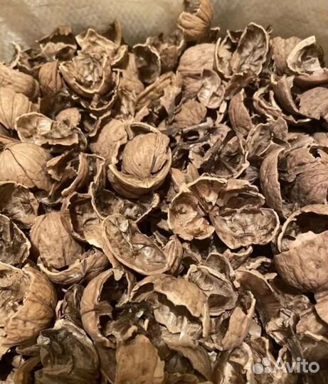 Грецкие орехи, Перегородки, виноград сушёный, сухо