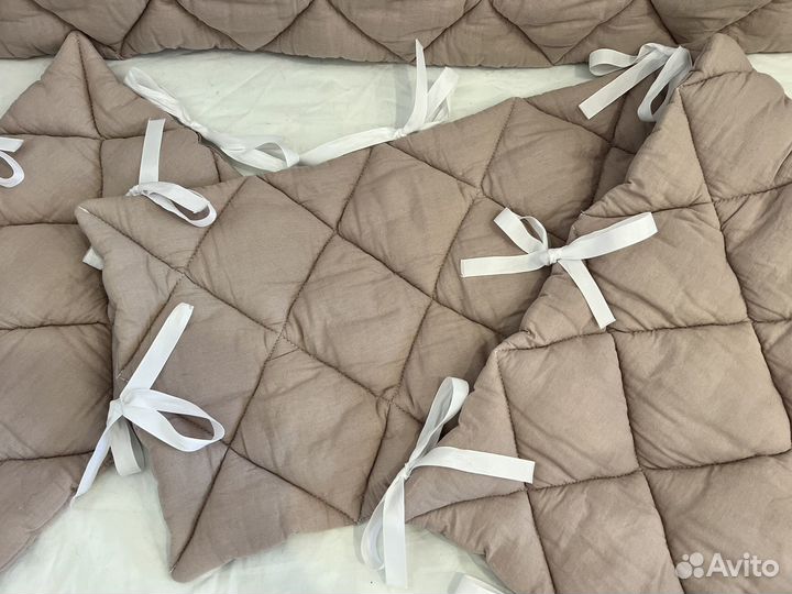 Бортики в детскую кроватку