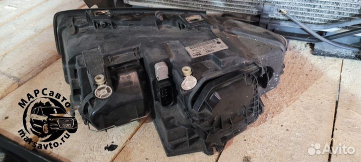 Фара правая Audi A4 B6 в хорошем состояние