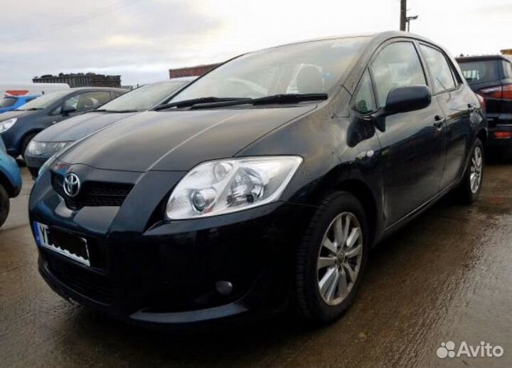 Разбирается Тойота Аурис Toyota Auris 2007г