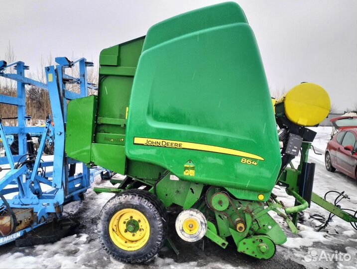 Пресс-подборщик John Deere 864, 2012