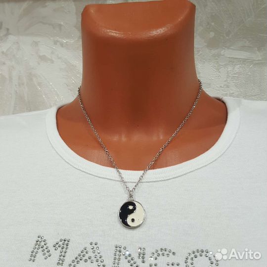 Цепочка с кулоном