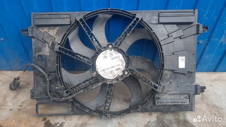 Диффузор вентилятора в сборе Skoda Octavia