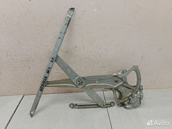 Стеклоподъемник электрический задний левый 698020E