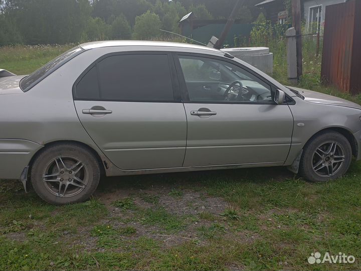 Mitsubishi Lancer 1.6 CVT, 2001, 222 000 км