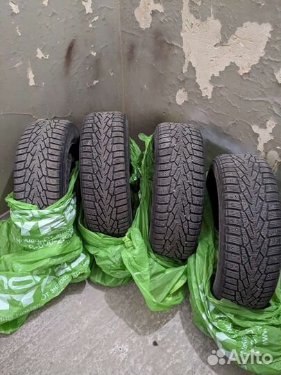 Nokian Tyres Hakkapeliitta 7 195/65 R15 T