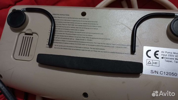 Матрас от пролежней,клеенка,слюнявчик для кормлени