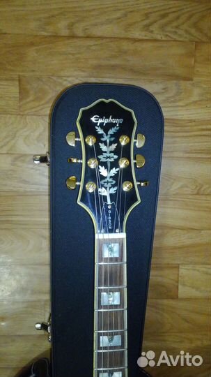Полуакустическая электрогитара Epiphone Sheraton 2