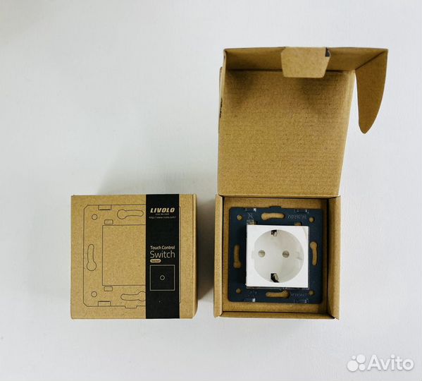 Сенсорный выключатель Livolo VL-C701