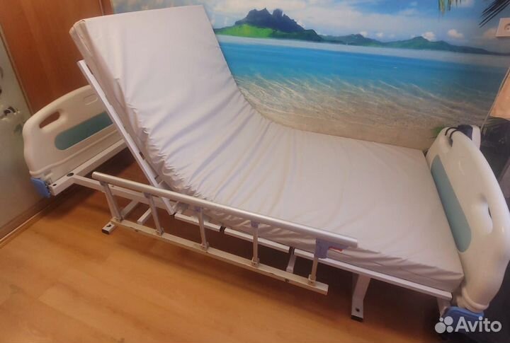 Медицинская кровать для лежачих больных