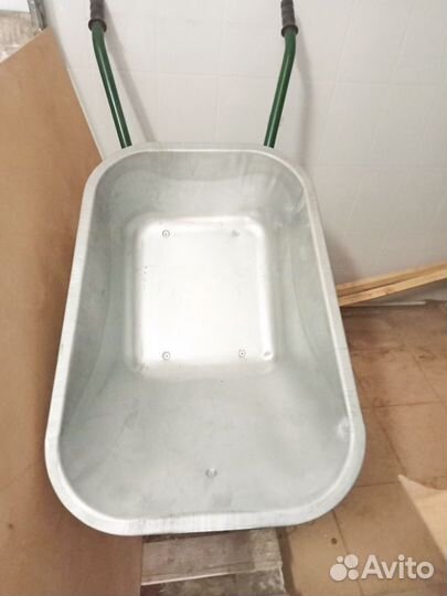 Тачка садовая строительная