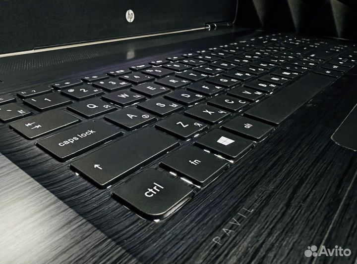 HP с большим 17.3 экраном GTX 1050 / i5 7300HQ