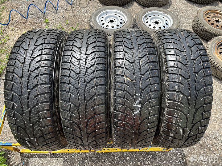 Зима Hankook 235/70 R16 + Диски УАЗ 5x139.7 D108