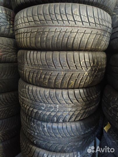 Bridgestone Blizzak LM-001 215/55 R17