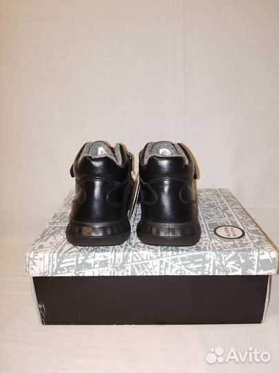 Новые ботинки, весна, натуральная кожа, 35 р