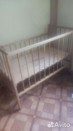 Детская кроватка