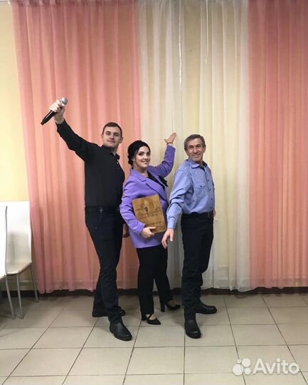 Ведущий, диджей, живой вокал, баян