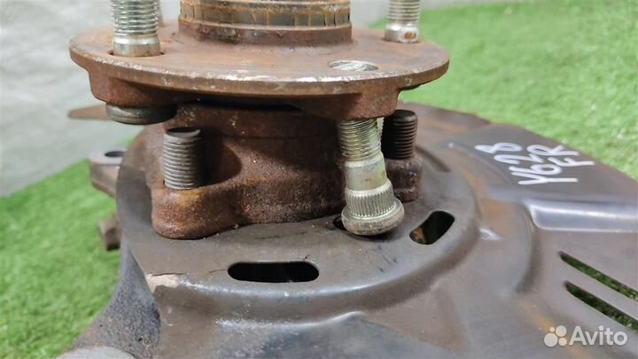 Кулак передний правый Subaru Forester SJ/S13 2017