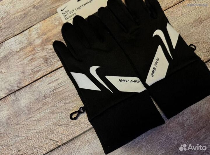 Перчатки Nike HyperWarm