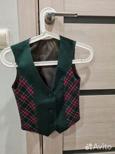 Пиджак, жилет и галстук) для первоклассника