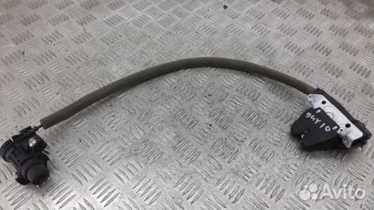 Замок крышки багажника mercedes benz E-class W212