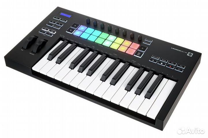 Мидиклавиатура novation launchkey 25 mk3