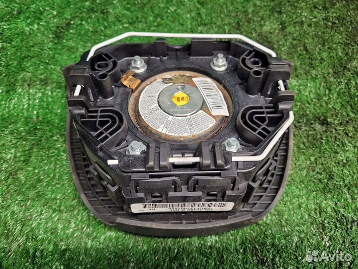 Подушка безопасности в рулевое колесо Ford Focus 2