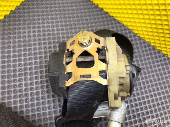 Ремень безопасности передний правый Mercedes-Benz