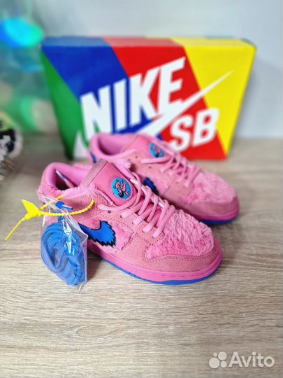 Nike Dunk Low SB x Grateful Dead Pink Bear