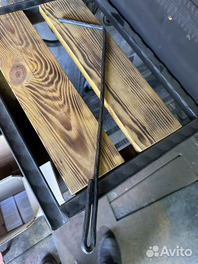 Мангал в сборе с казаном и шампурами