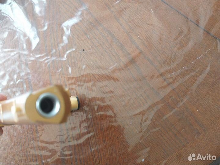 Пистолет игрушечный остался только серый