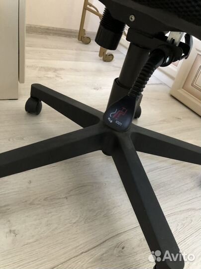 Компьютерное кресло игровое Zombie