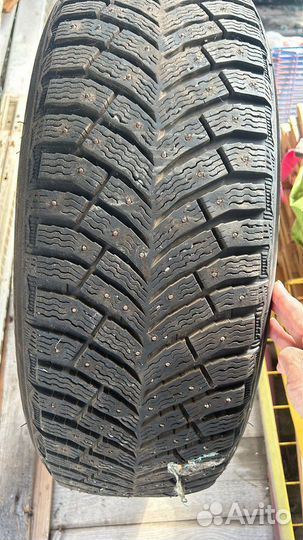 Michelin X-Ice North 4 SUV 235/60 R18 107T