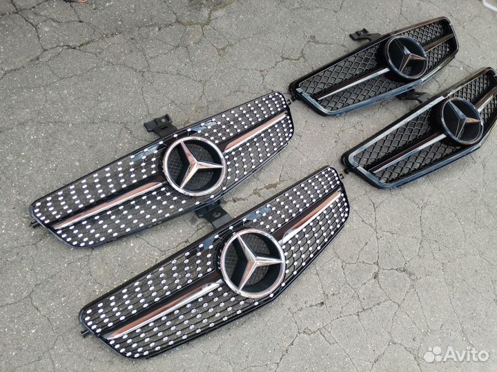 Решетка радиатора mercedes w204