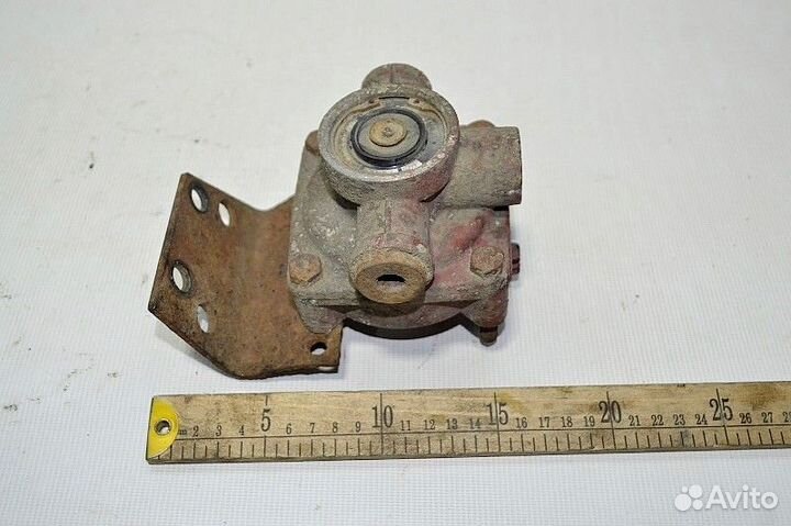 Кран ускорительный тормозной mercedes-benz 2544 SK