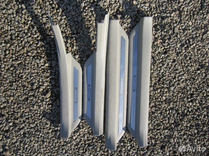 Порожек пластиковый Toyota Camry ACV45 2AZ-FE