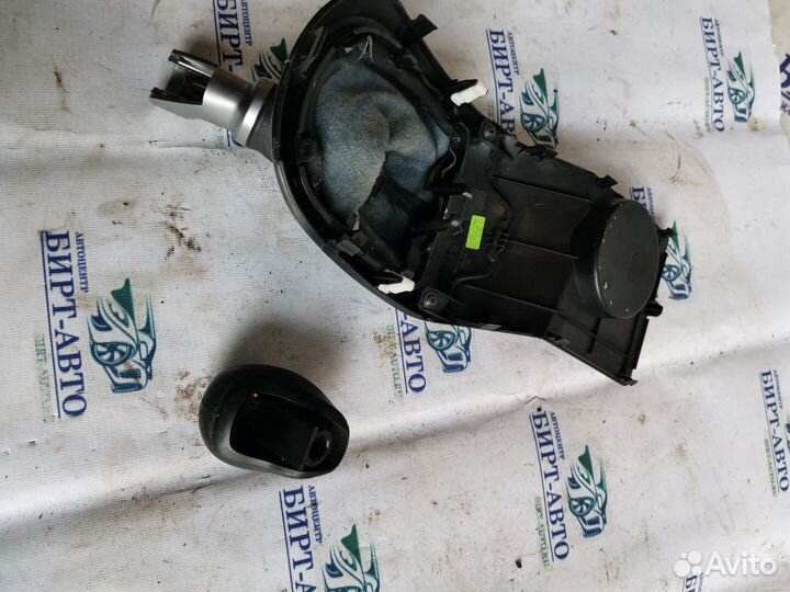 Кожух рычага кпп Kia Rio III (2011—2015)