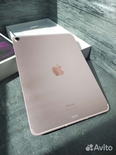 iPad Air 5 M1 (2022) 64Gb LTE Wi-Fi + Cellular
