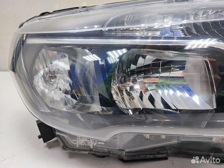 Фара правая LADA vesta