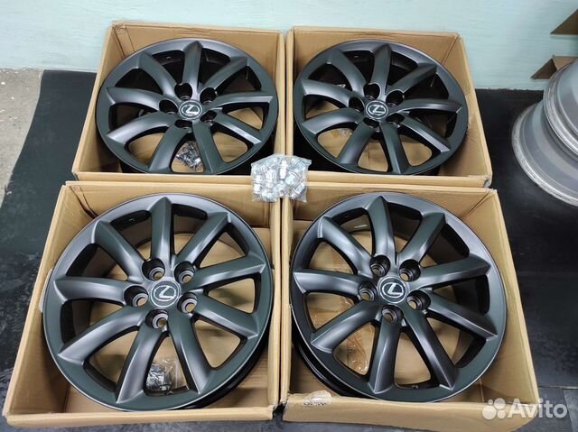 Новые Lexus r18/5*120/et 32/dia 60.1