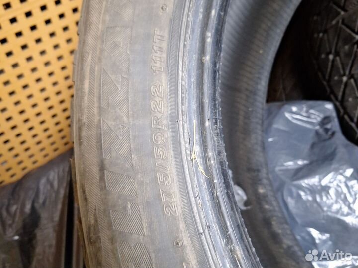 Bridgestone Blizzak DM-V2 275/50 R22 111T