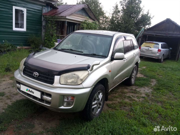 Toyota RAV4 1.8 AT, 2001, 222 000 км