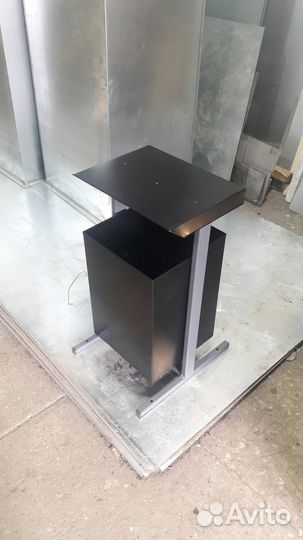 Урна металлическая