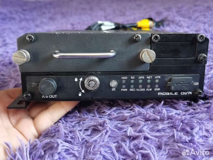 Автомобильный цифровой видеорегистратор