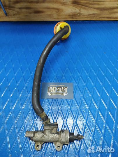 Тормозной цилиндр Honda VFR 400 VFR400 nc30