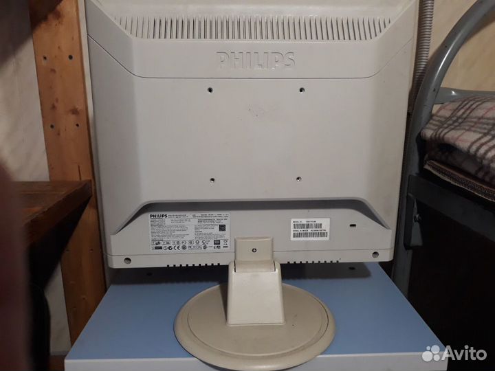 Монитор Philips