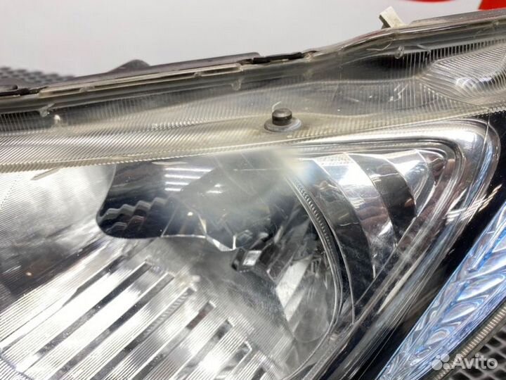 Фара галогеновая левая Honda Civic FD(4Д)