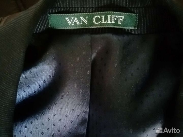 Мужской классический костюм 46 48